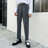 Men's Solid Color Light Cooked Wind Pleated Trousers-1