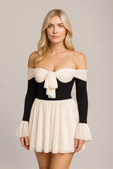 Färgmatchande klänning med axelband för kvinnor