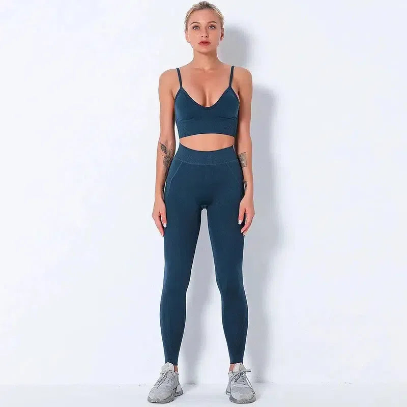 Knitted seamless Yoga suit-2