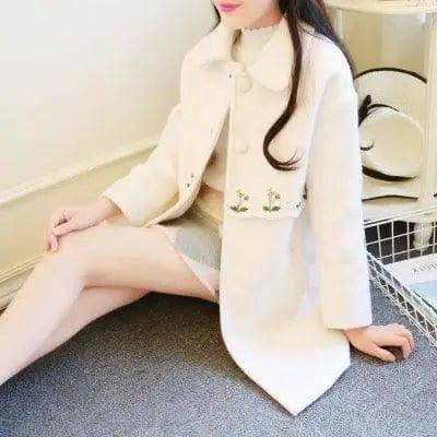 Student embroidered woolen coat-4